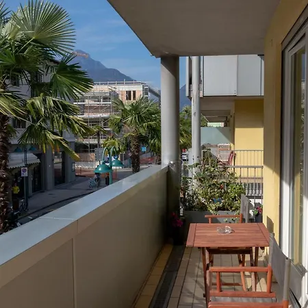 Riva Central Apartment - Free Parking-2